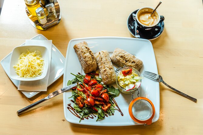 Budapest Food Tour with a Local: A Feast for Foodies 100% Personalized - Why this food walk works well in Budapest