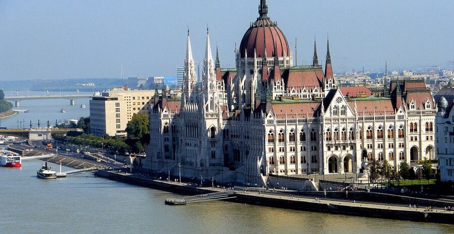 Budapest Full-Day Private Guide Services - Using the Great Market Hall for food and local context