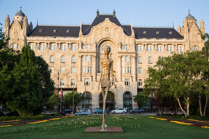 Budapest Grand Walk - The Guides and Group Size