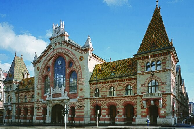 Budapest Great Market Hall Chef‑Led Private Tasting Tour - Paprika, palinka, and the questions that make the walk useful