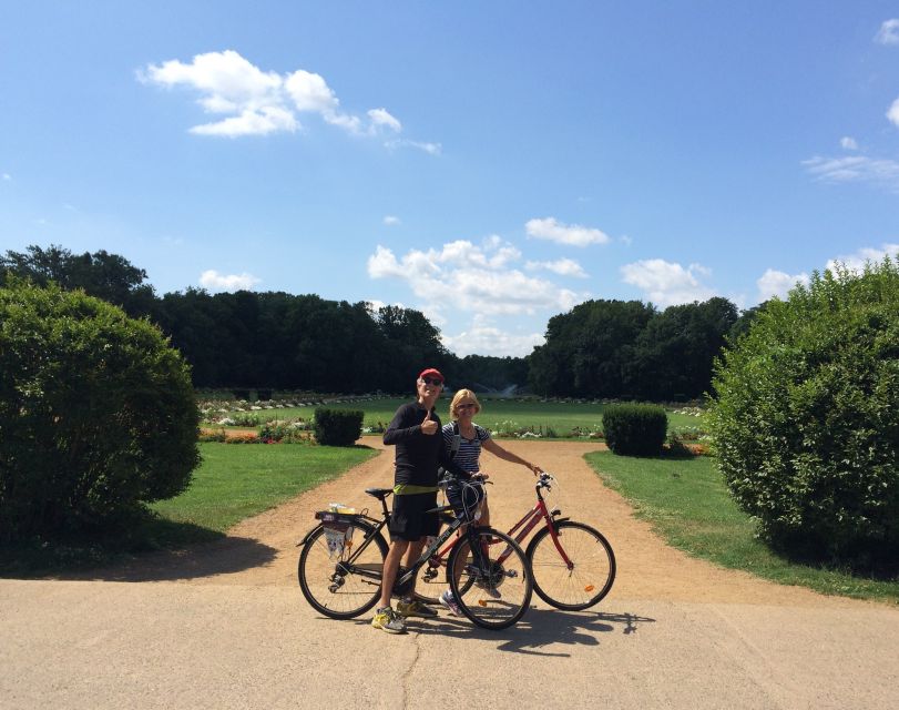 Budapest: Guided Bike Tour Plus - Parliament and the formal heart of Pest