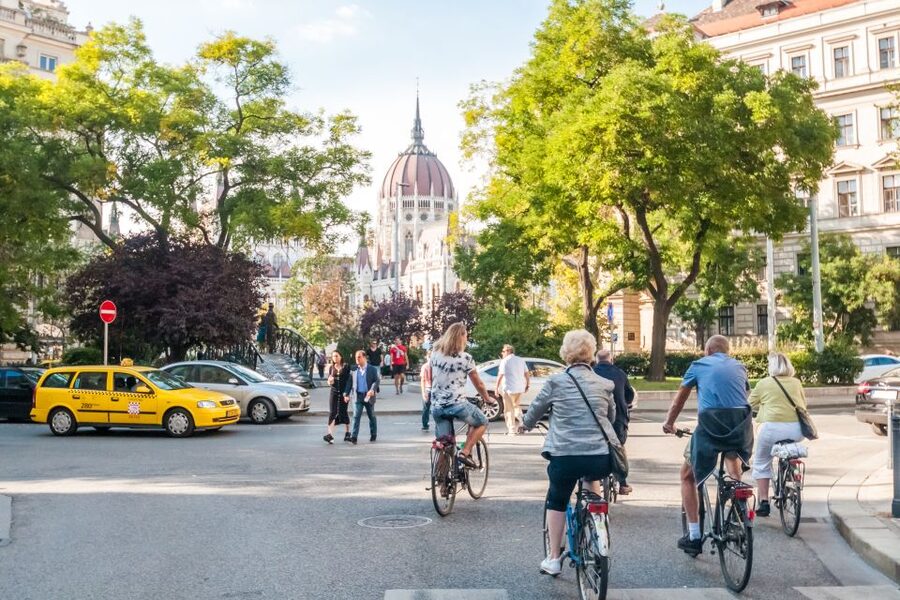 Budapest: Guided City Discovery Bike Tour - Starting at Liberty Square and the Danube