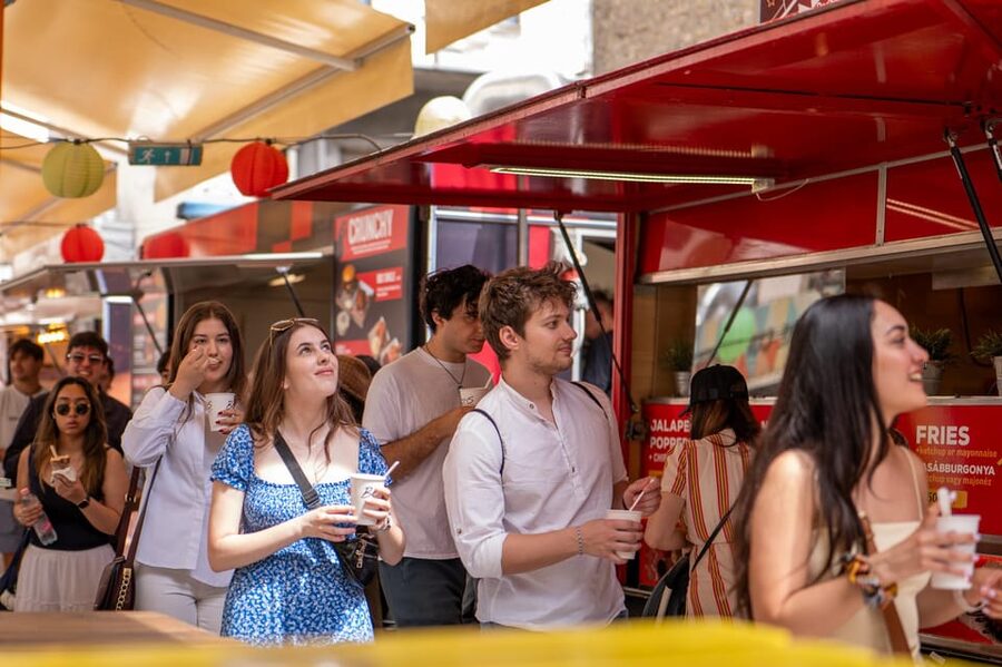 Budapest: Guided Food Tour with Wine, Beer, and Shots - District 7 street food: soup and lángos