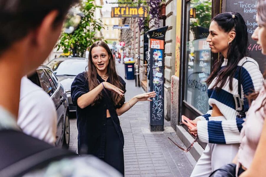 Budapest: Guided Foodie Walking Tour with Food and Drinks - Is $70 good value?