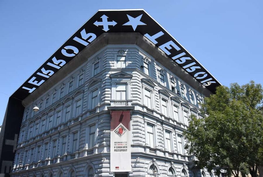 Budapest Half-Day Tour: Life Behind the Iron Curtain - Budapest’s Iron Curtain story in one afternoon
