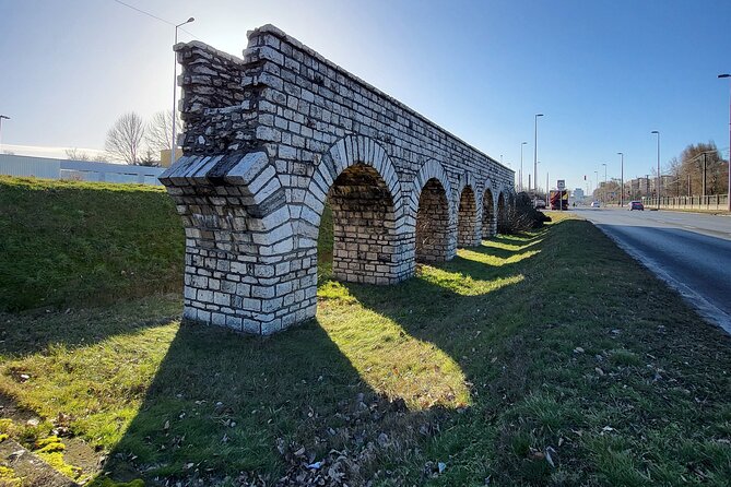 Budapest Hidden Gems - Roman Aquincum Private Tour - Walking through Flórián téri Park and the legionary camp