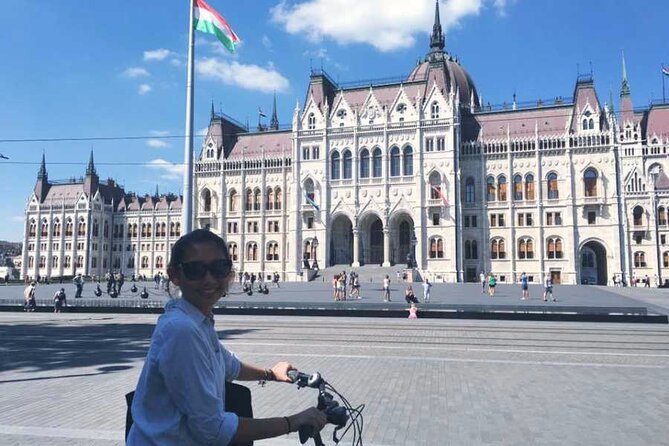 Budapest Highlights Bike Tour with a local guide - What the $42.05 price really covers