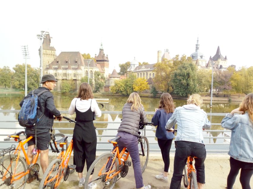 Budapest: Historic Downtown Bicycle Ride with Scenic Views - Starting in the Jewish Quarter