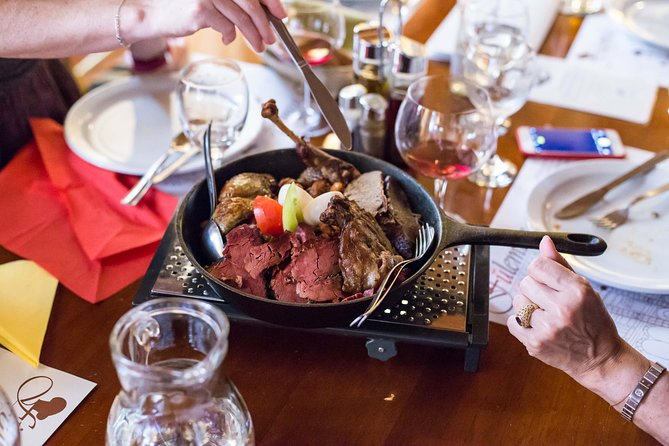Budapest Jewish Cuisine & Culture Walk - The lunch: goose soup, solet, and wine
