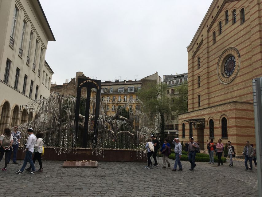 Budapest: Jewish District Private Walking Tour - Murals and underground street art along the way