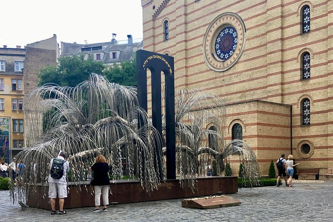 Budapest Jewish Heritage: Synagogues, Shoes, Secrets & Flódni - Why this Jewish Quarter walk matters