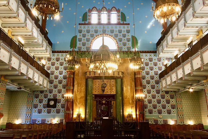 Budapest Jewish Heritage: Synagogues, Shoes, Secrets & Flódni - Shoes on the Danube Bank