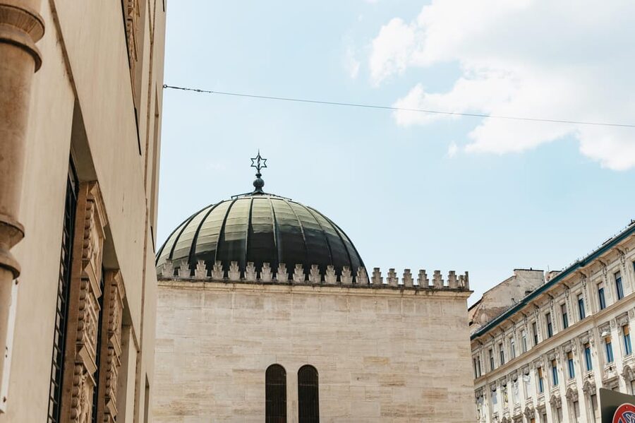 Budapest: Jewish History Guided Walking Tour with Historian - Is $63 a fair price?