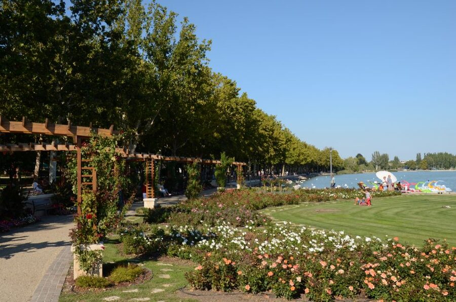 Budapest: Lake Balaton and Herend Full-Day Private Tour - What the private format is worth at $436 per person