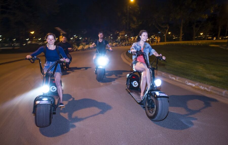 Budapest: Night Tour on MonsteRoller e-Scooter - What the guides add to the ride