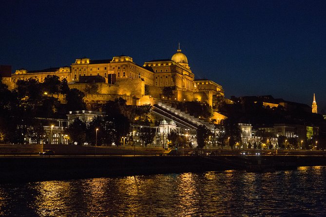 Budapest: Night Walking Tour with Danube River Cruise - Parliament Building, Budapest’s Big Nighttime View