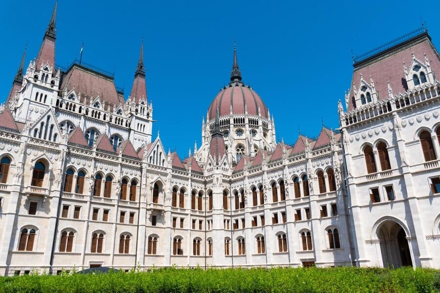 Budapest Old Town and Top Attractions Private Walking Tour - Who will get the most from this Budapest walk?