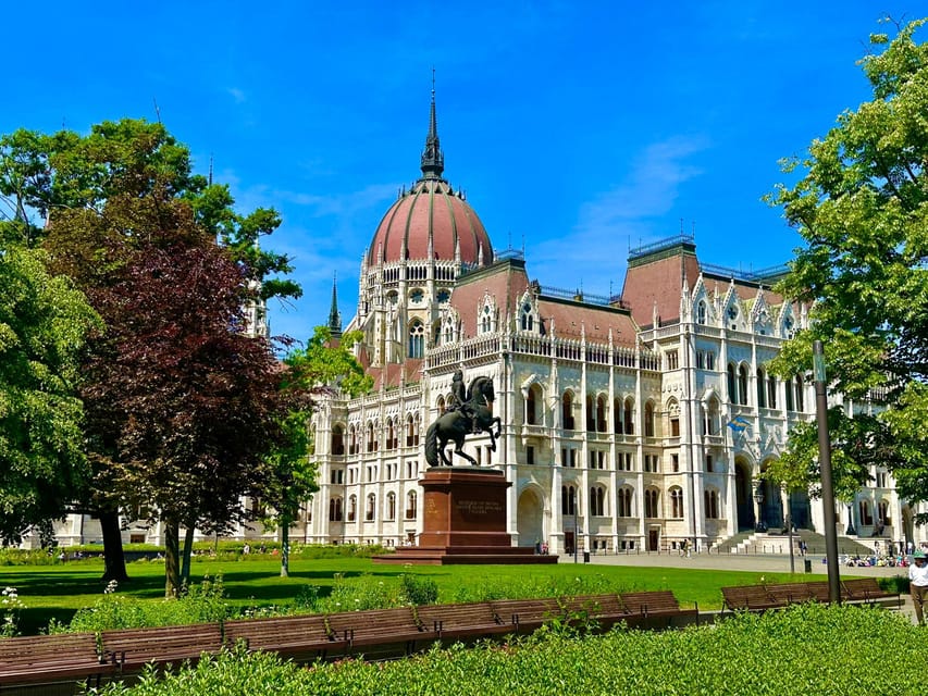 Budapest: Parliament Building Entry Ticket and Audio Guide - The Main Staircase and the Hall of the Dome