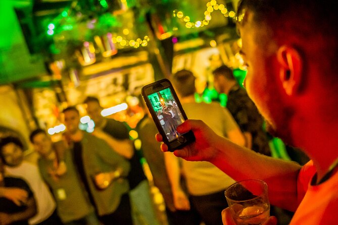 Budapest Party District Bar-Hop with 2hrs Unlimited Drinks - The two-hour unlimited-drinks question
