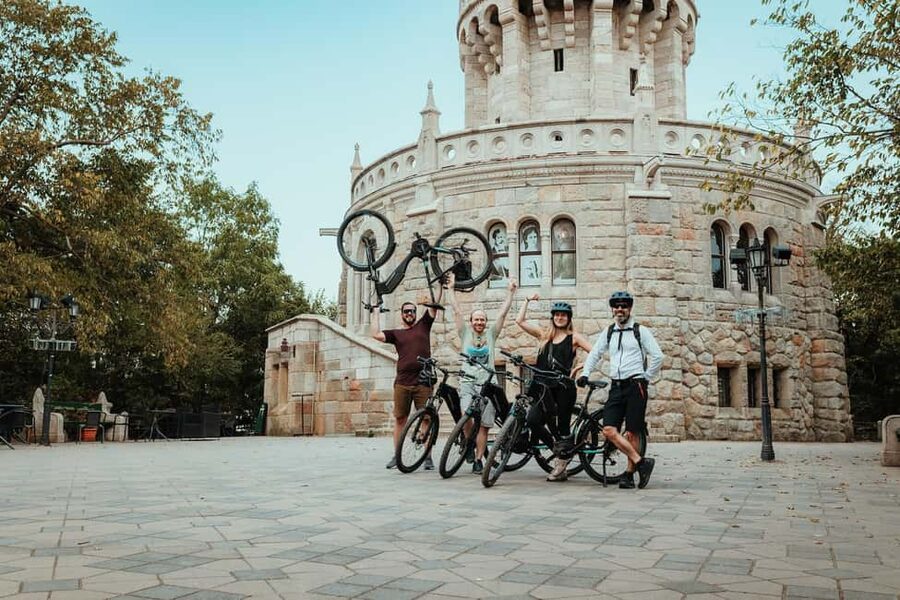 Budapest Peaks: Off-Road eBike Tour - From Várkert rakpart to Budas wooded hills