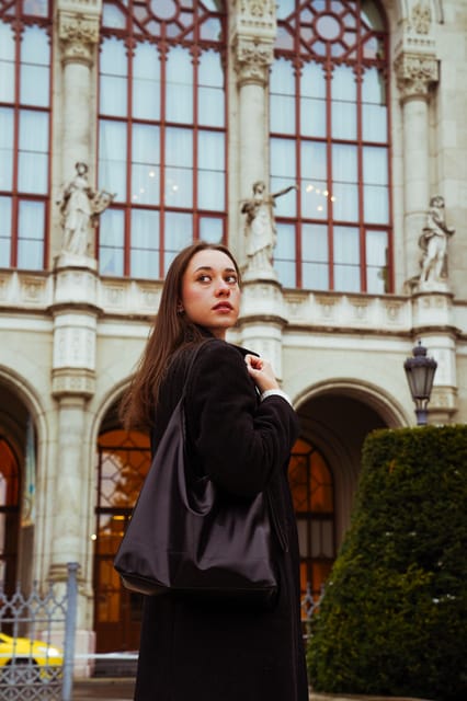 Budapest: Photo Session with Professional Local Photographer - What one hour can realistically cover