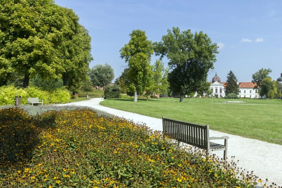 Budapest: Private 3-Hour Gödöllő Palace Tour - Why Gödöllő Palace makes a good half-day outing