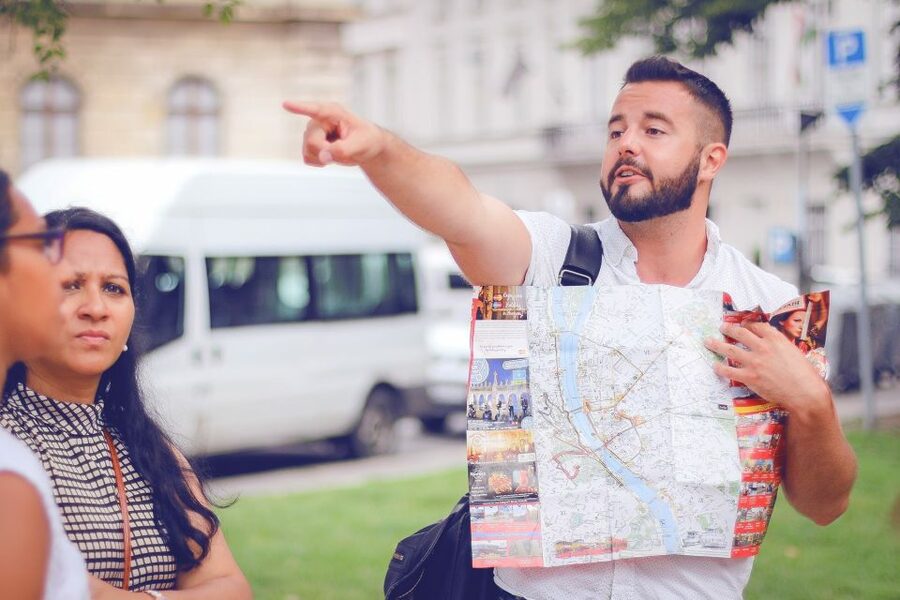 Budapest: Private 3-hour Guided City Tour by Bus - Gellért Hill and the Citadel view