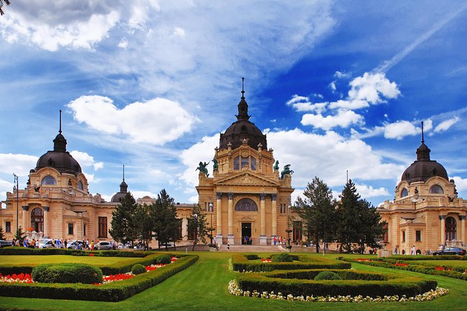 Budapest: Private 4-Hour Walking Tour with a Local - Heroes’ Square and the city’s northern highlights