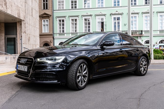 Budapest Private Airport Transfer in a Luxury Car - Comfort, luggage, and the small details