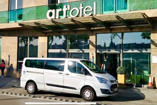 Budapest Private Airport Transfer to City or to BUD Airport Door 2 Door - Who will get the most from this transfer