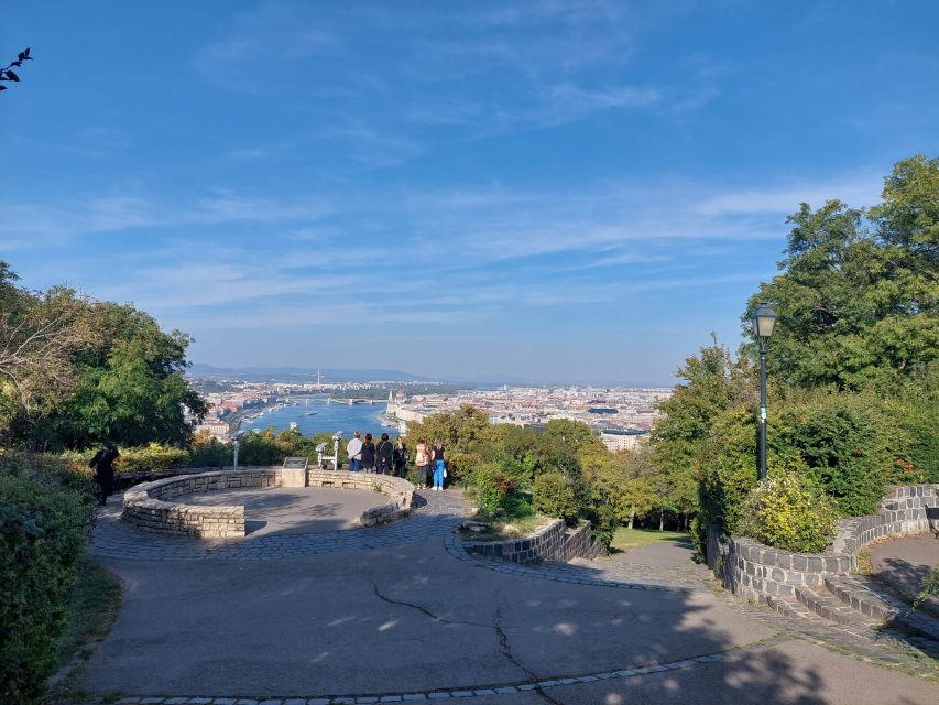 Budapest: Private City Tour with Local Guide - Heroes’ Square and City Park