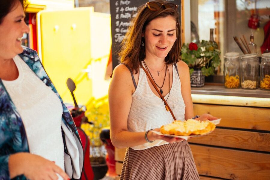 Budapest: Private Food Tour – 10 Tastings with Locals - Local guides make the private format worthwhile