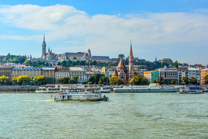 Budapest Private Luxury Sightseeing Tour with Guide and Transport - Heroes’ Square, Vajdahunyad Castle, and City Park