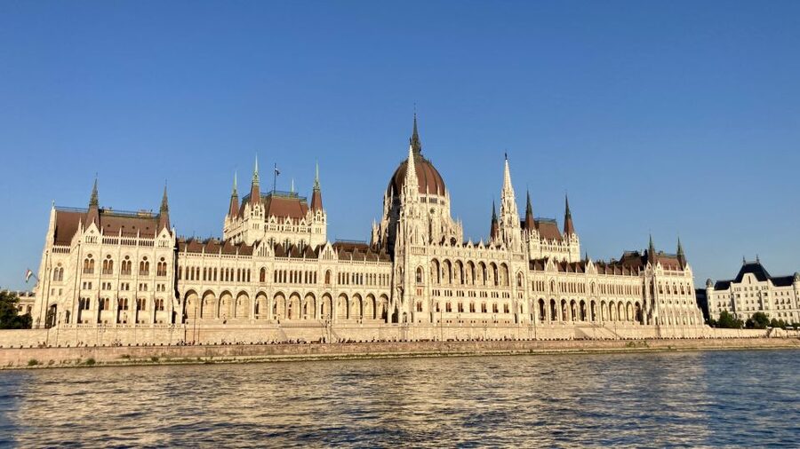 Budapest: Private Sightseeing Tour by car - Key points to know before booking