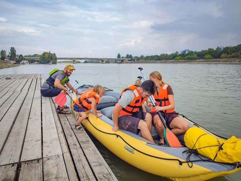 Budapest Rafting - Sunset Cruise - What the guide adds to the ride
