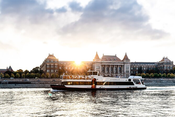 Budapest River Cruise with 1 Free Tokaj Frizzante and Audio Guide - The welcome drink and onboard service