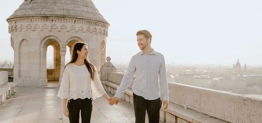 Budapest: romantic photoshoot at Buda's iconic sightseeings - Meeting G. Nagy Rita at Fisherman’s Bastion