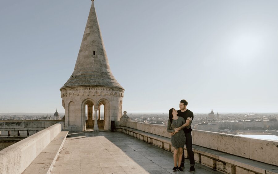 Budapest: romantic photoshoot at Buda's iconic sightseeings - Is $227 Good Value for a Private Shoot?