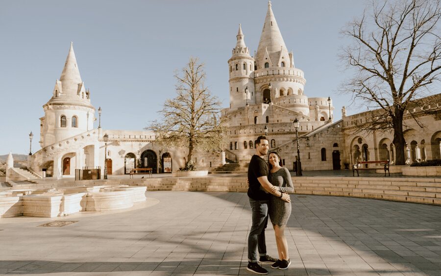 Budapest: romantic photoshoot at Buda's iconic sightseeings - Best Timing and Planning Tips
