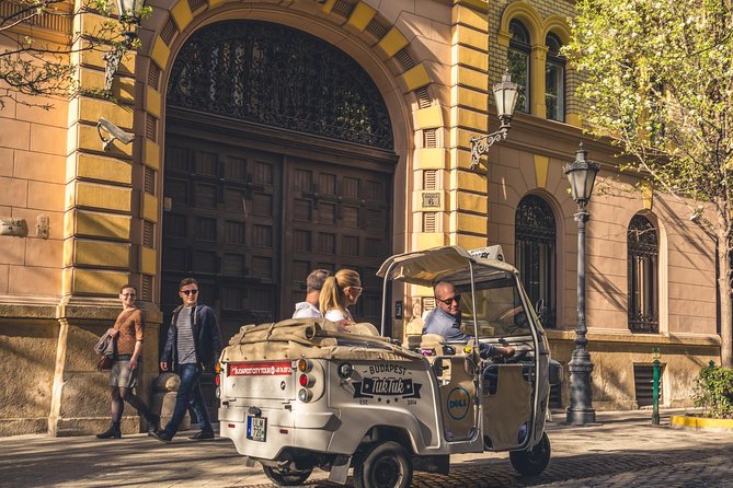Budapest Romantic Private Tuk Tuk Tour - Practical details that affect the experience