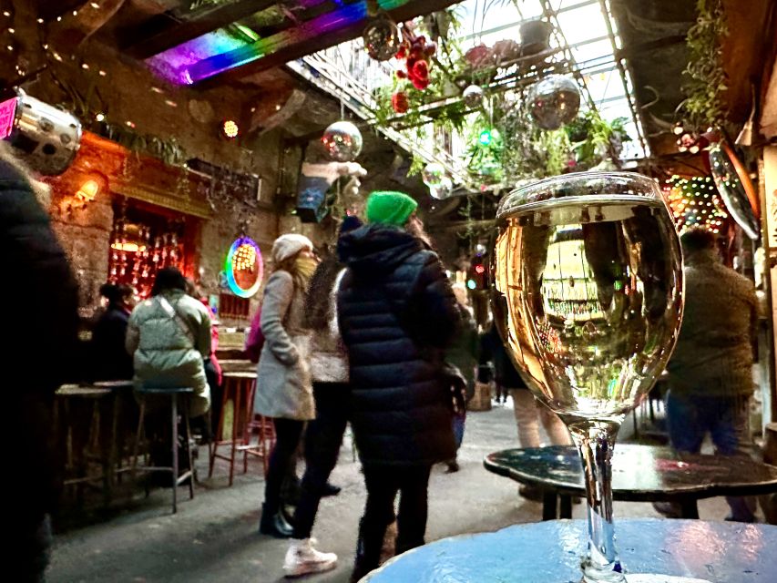Budapest: Ruin Bar Tour - Shared group or private night?