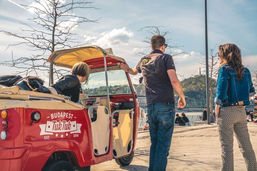 Budapest: Scenic Tuk Tuk Tour - A fast, personal way to get your Budapest bearings