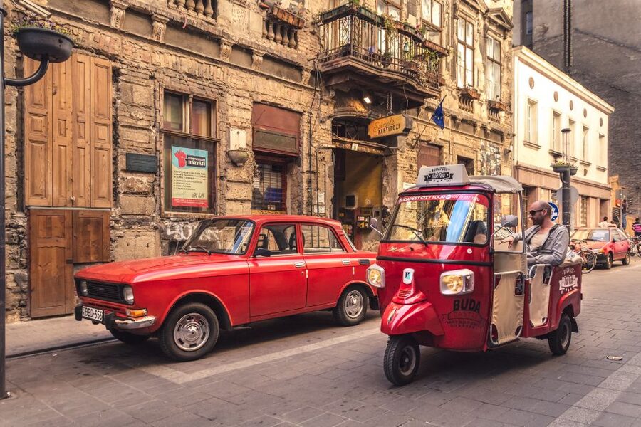 Budapest: Scenic Tuk Tuk Tour - The Castle Garden Bazaar and Buda’s river edge