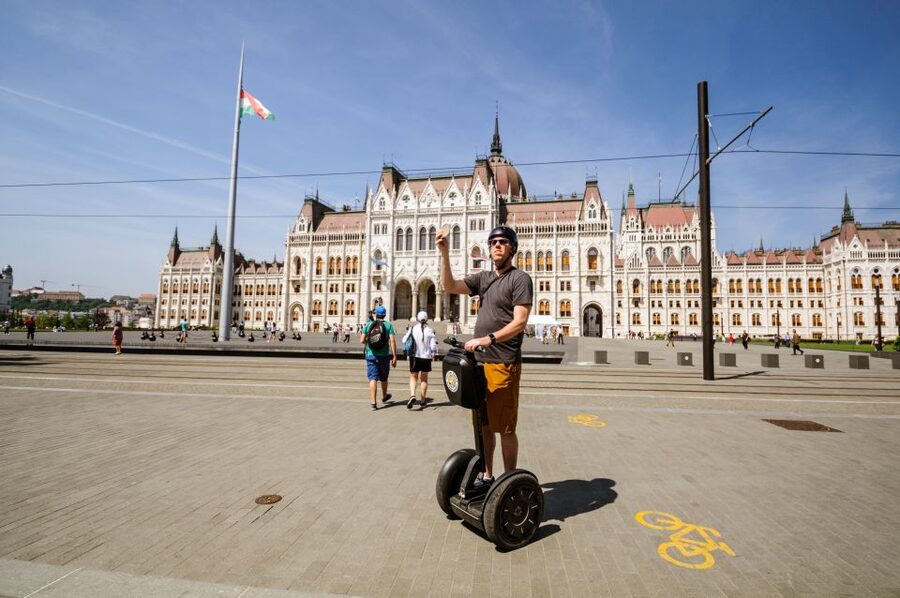 Budapest: Segway Sightseeing Tour - Liberty Square and the Hungarian State Opera House