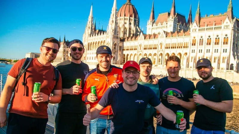 Budapest: Sip & Sail Danube Cruise with Unlimited Beer - The return past Vigadó and Gresham Palace