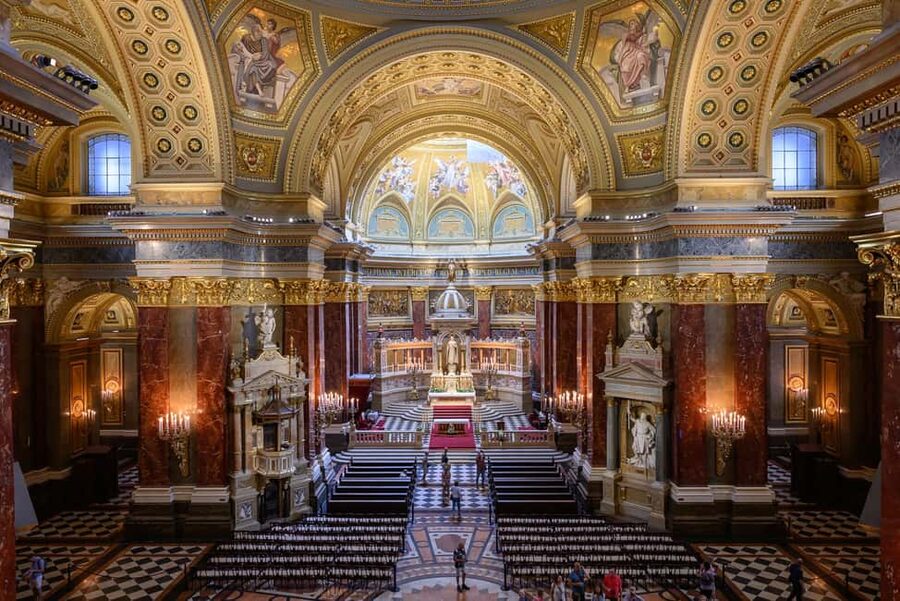 Budapest: St. Stephen's Basilica Entry with Terrace Option - How long should you allow?