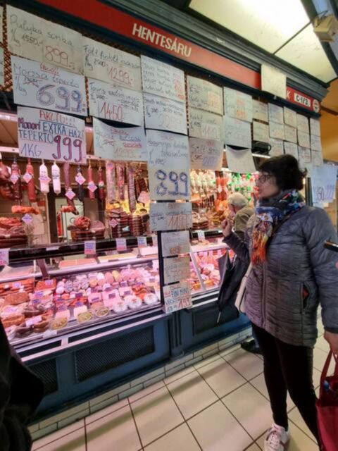 Budapest Streetfood Heaven: Tasting and Markets with a local - Where the tour ends near Margaret Bridge