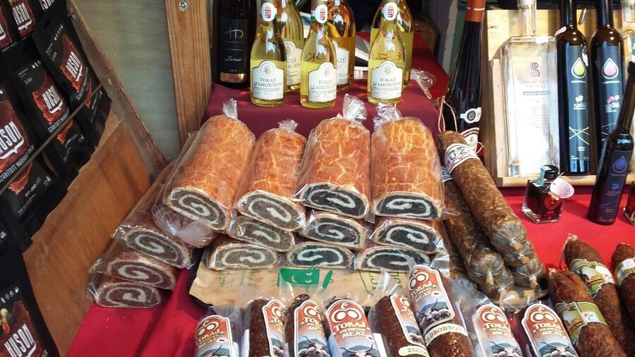Budapest Streetfood Heaven: Tasting and Markets with a local - At the market, expect shopping as well as tasting