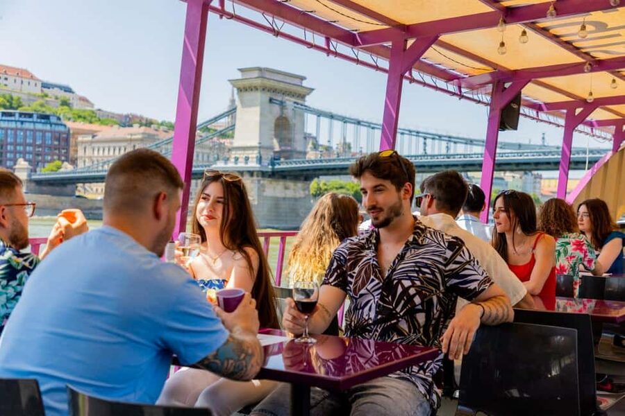 Budapest: Sunset Cruise with 2 Cocktails - Who should book this cruise?