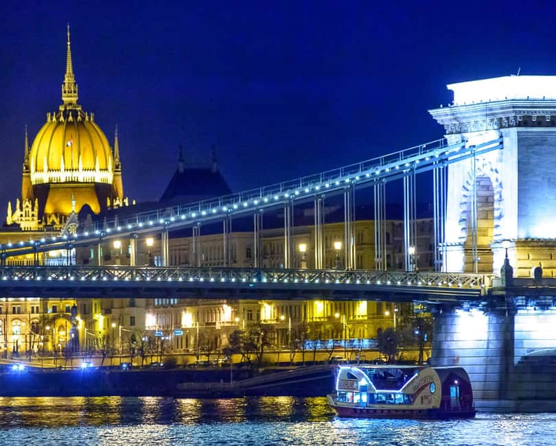 Budapest: Sunset Cruise with 2 Cocktails - Finding Silverline at Elizabeth Bridge